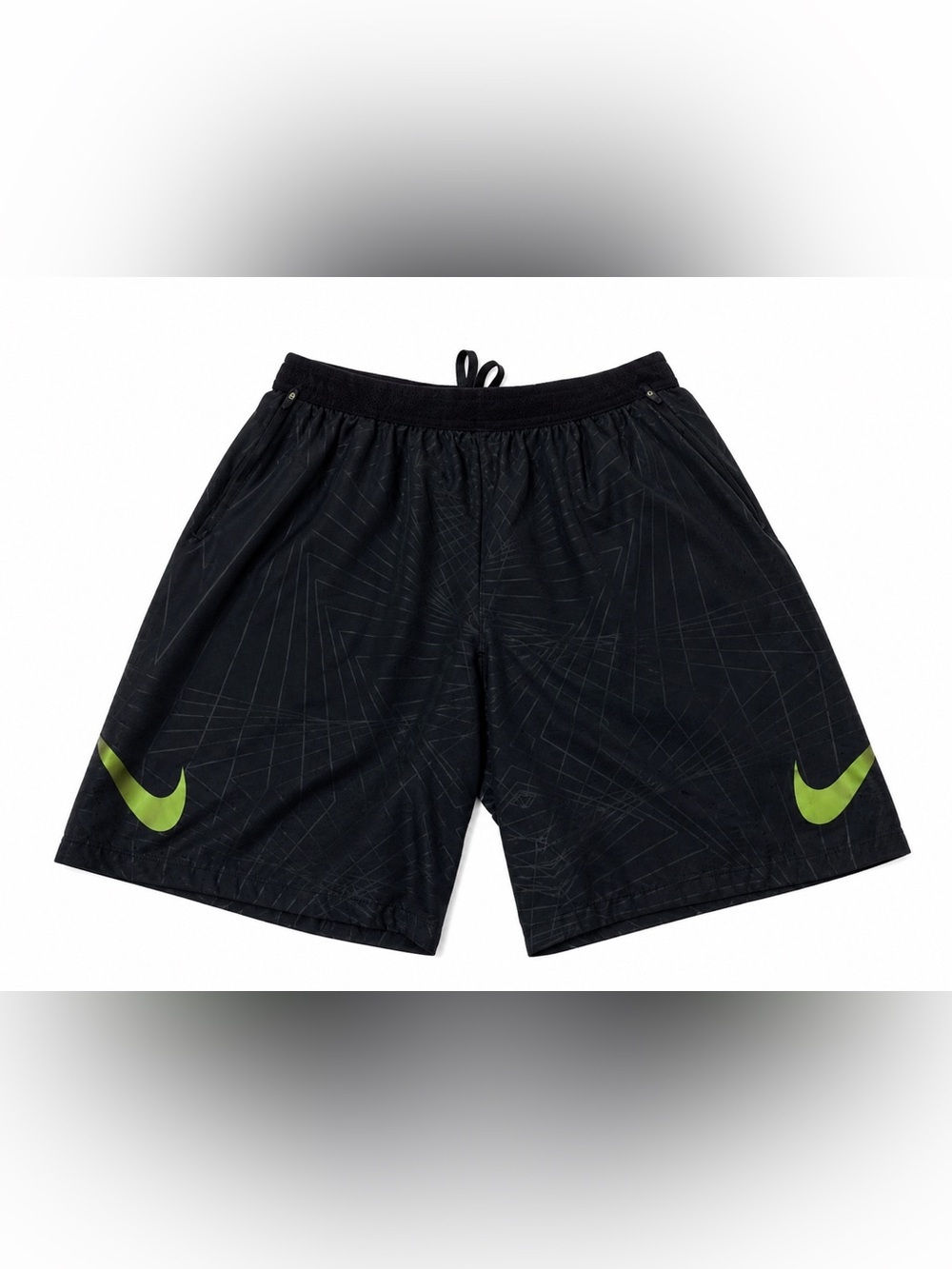 NIKE MEN BLACK WITH LARGE GREEN LOGO LIGHTWEIGHT TRAINING SHORT PANTS.SIZE-LARGE
